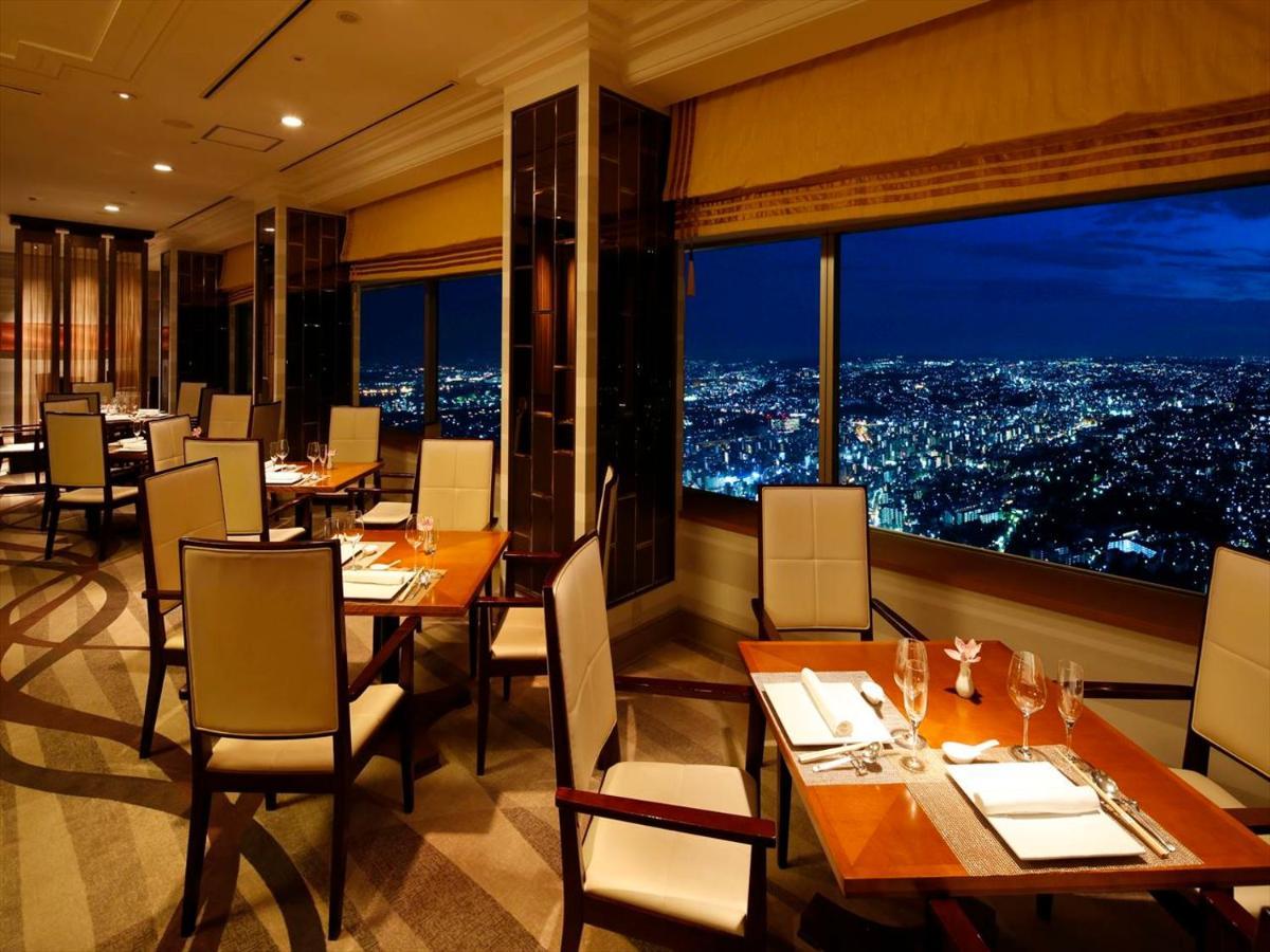Yokohama Royal Park Hotel Экстерьер фото
